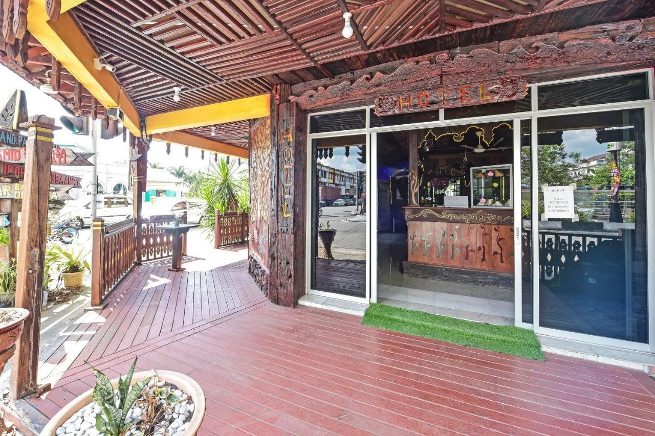 Super Oyo Capital O 90659 Raintown Timbers Hotel Taiping Esterno foto