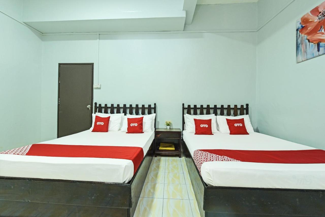 Super Oyo Capital O 90659 Raintown Timbers Hotel Taiping Esterno foto
