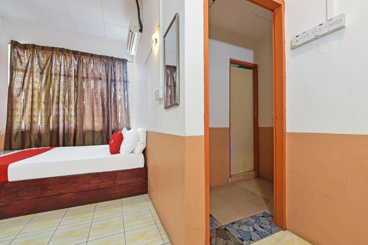 Super Oyo Capital O 90659 Raintown Timbers Hotel Taiping Esterno foto