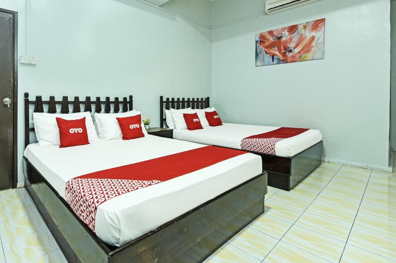 Super Oyo Capital O 90659 Raintown Timbers Hotel Taiping Esterno foto
